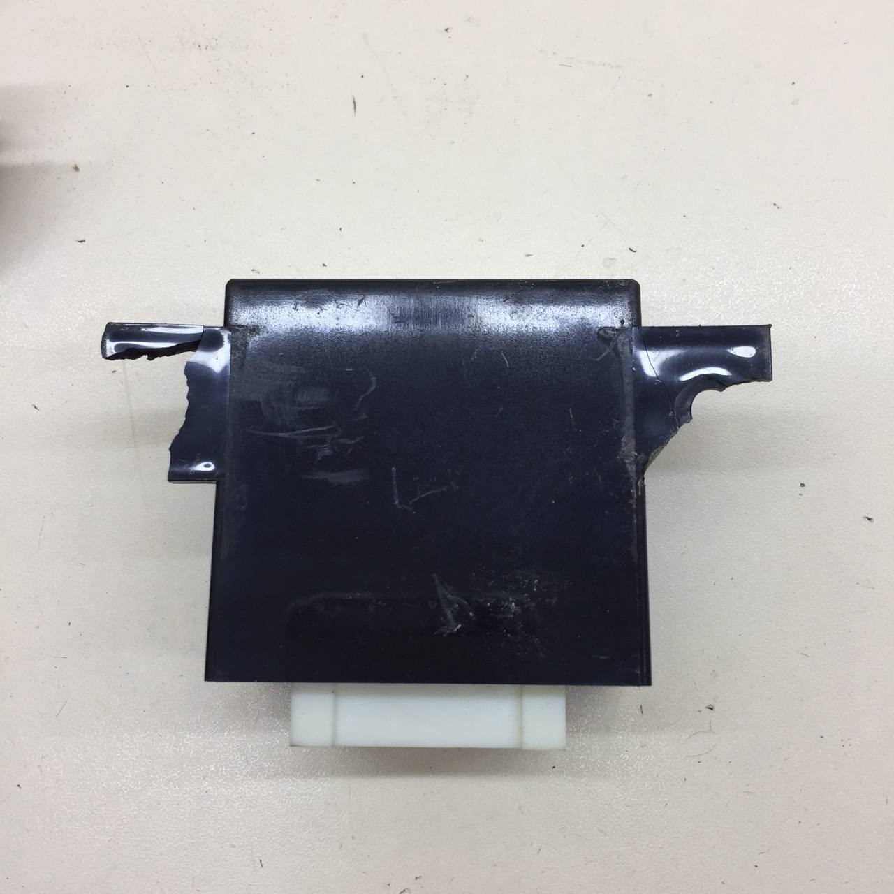 Замок зажигания Lada Granta 2011>