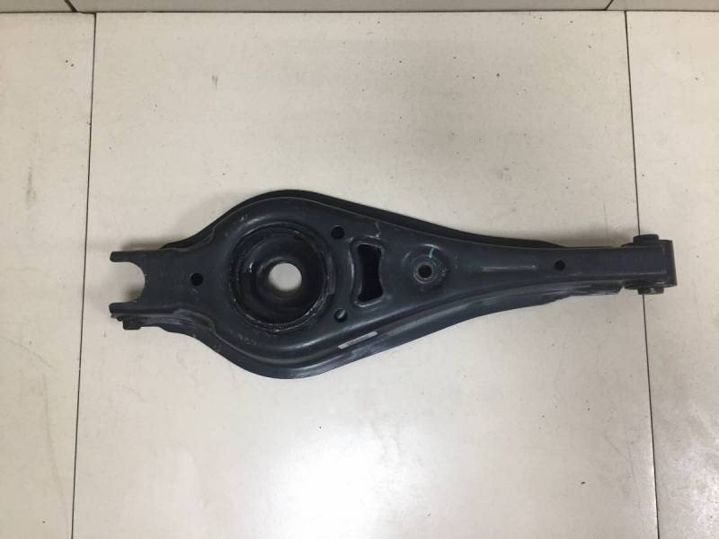 Рычаг задний нижний левый Geely Atlas 2016-2022