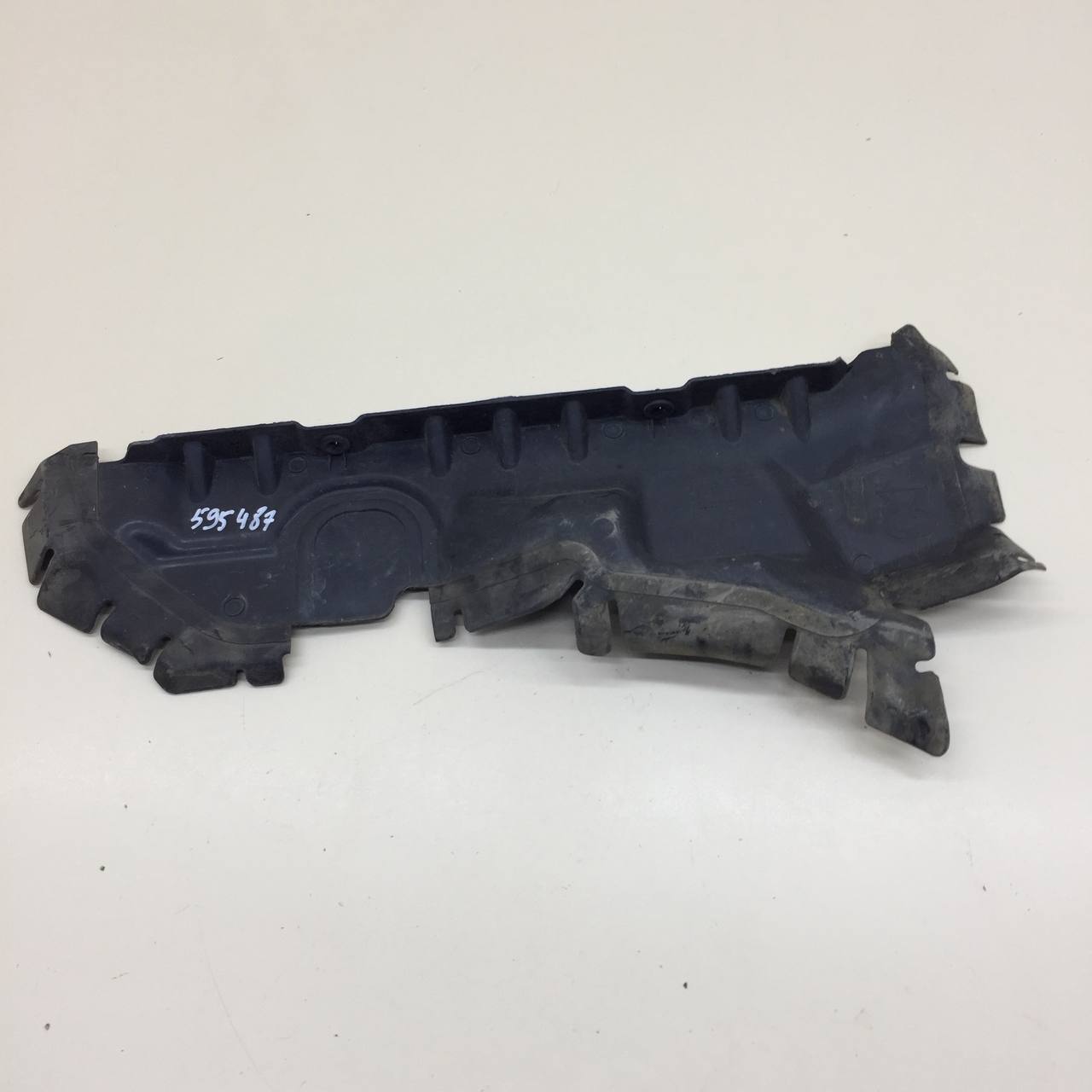 Воздуховод радиатора Peugeot 308 2007>