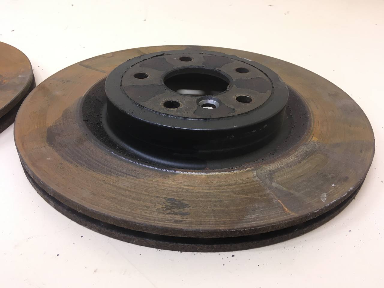 Диск тормозной задний Jaguar XE (760) 2014-2021