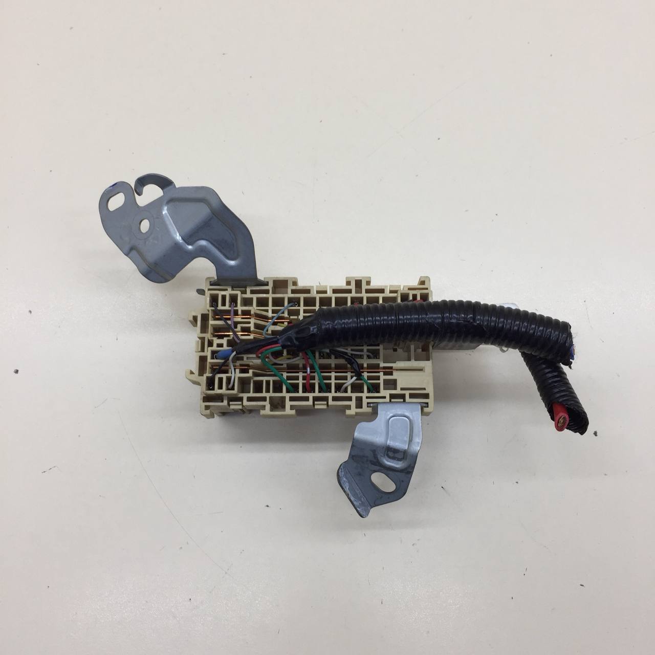 Блок предохранителей Infiniti Q50 (V37) 2014-2021