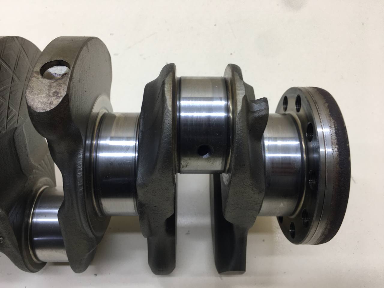 Коленвал Volvo XC90 2002-2015