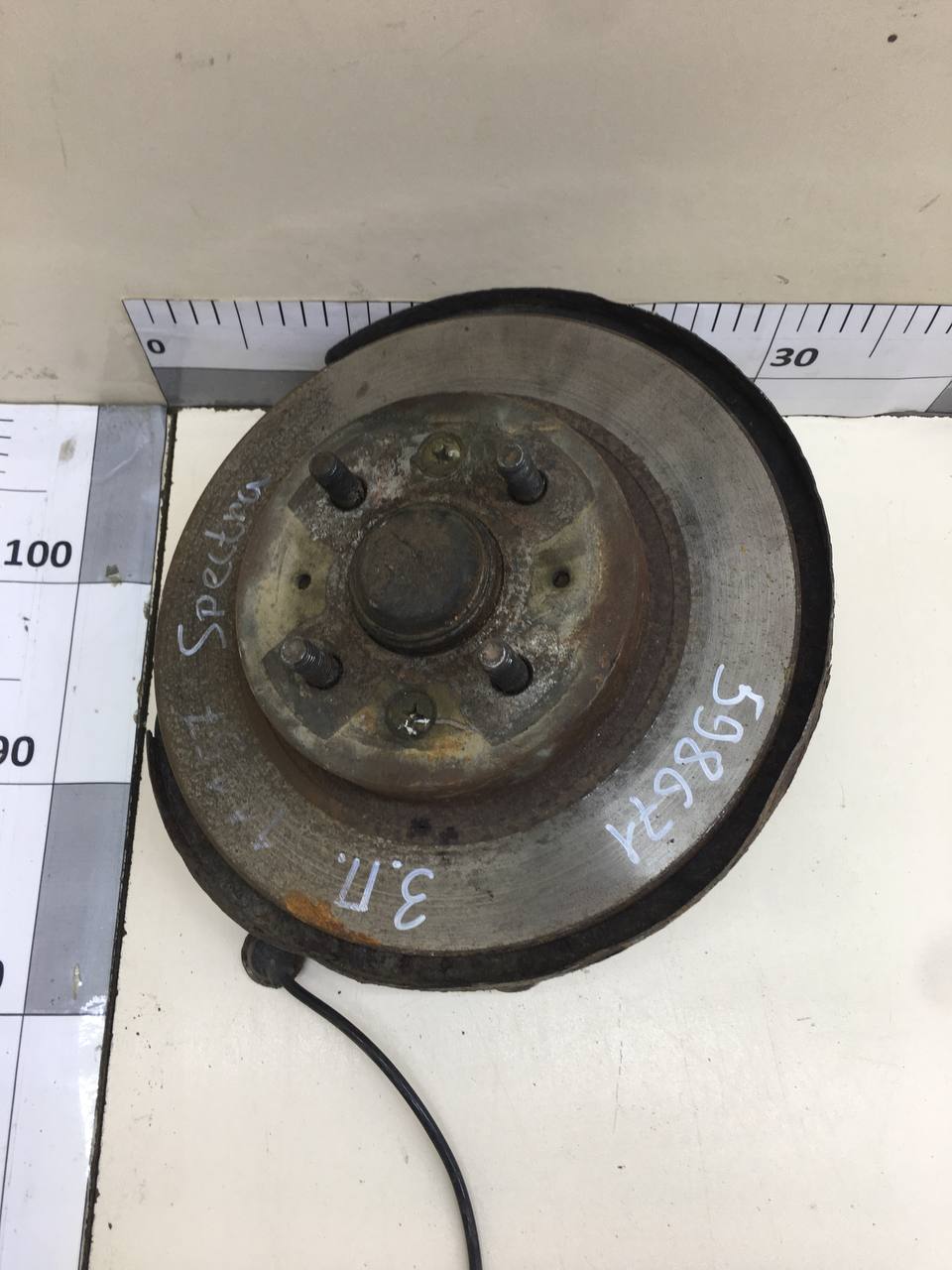 Кулак поворотный задний правый Kia Spectra (SD) 2004-2011