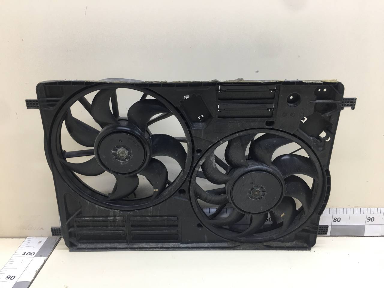 Диффузор вентилятора Ford Kuga (CBS) 2012>