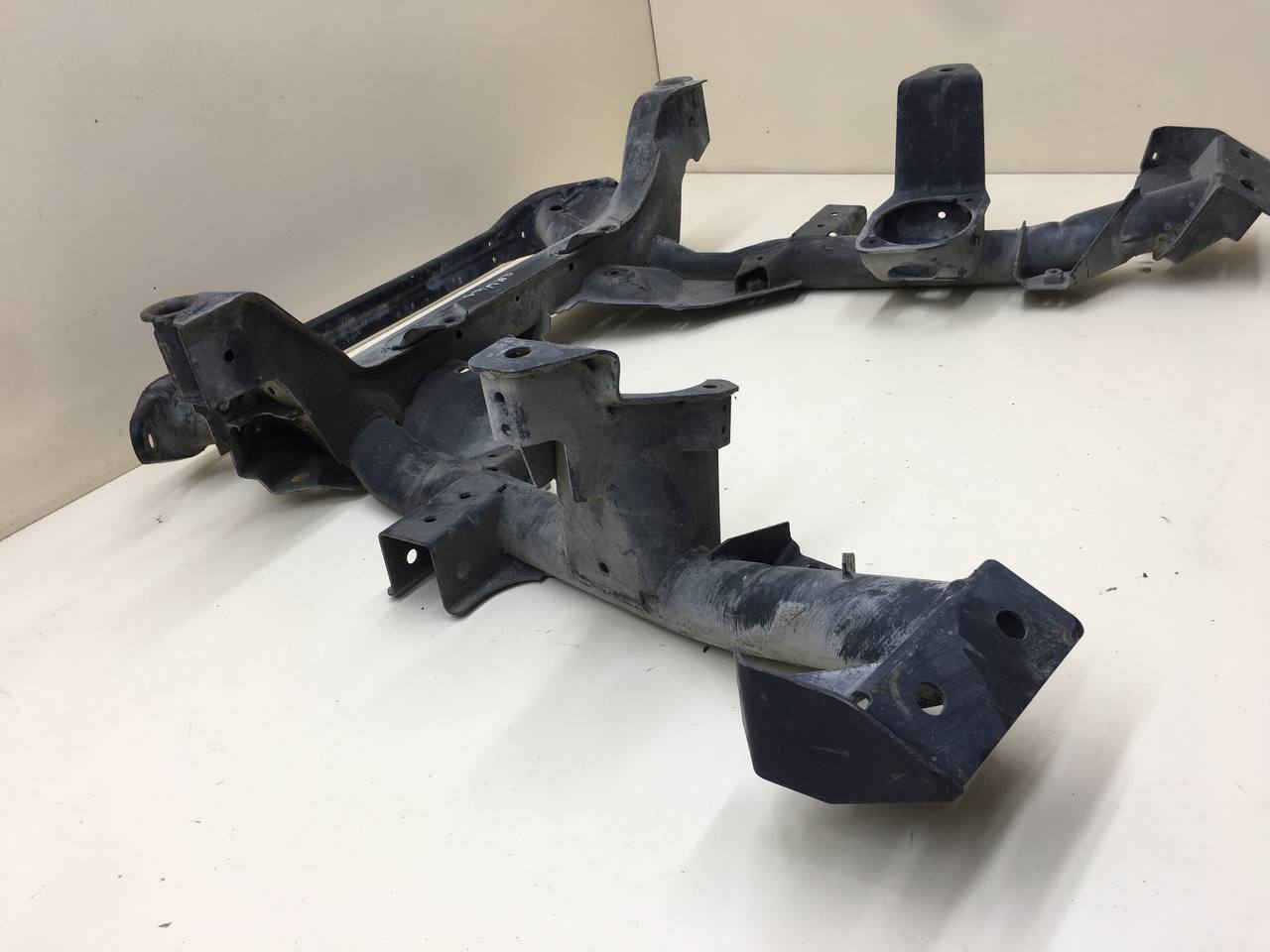 Балка подмоторная BMW X3 E83 2004-2010