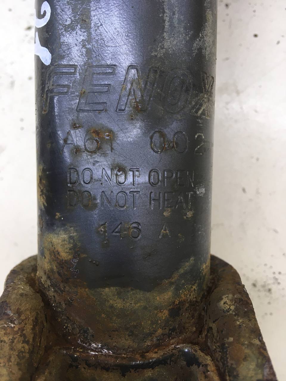 Амортизатор передний Fiat Albea 2002-2012