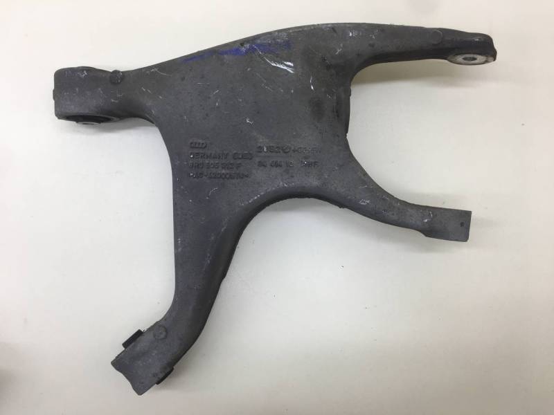 Рычаг задний нижний правый Audi Q5 (8R) 2008-2017