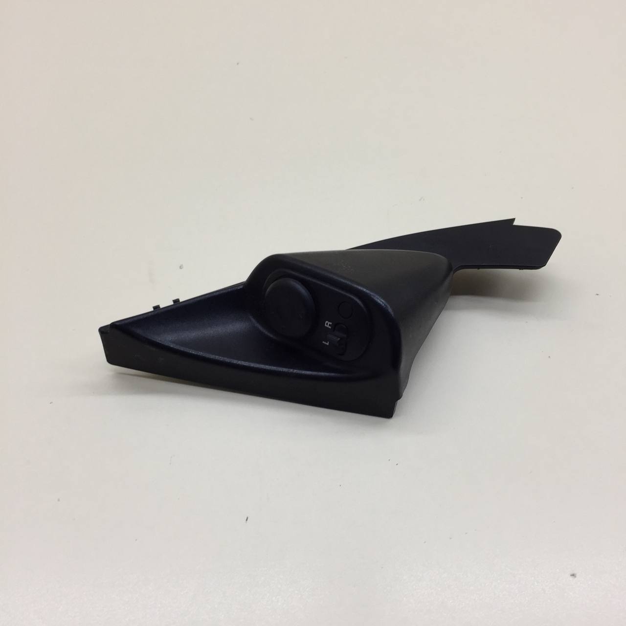 Крышка зеркала внутренняя левая Chevrolet Lacetti (J200) 2003-2013