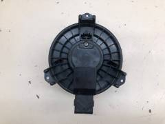 Моторчик отопителя Toyota Hilux 2004-2015