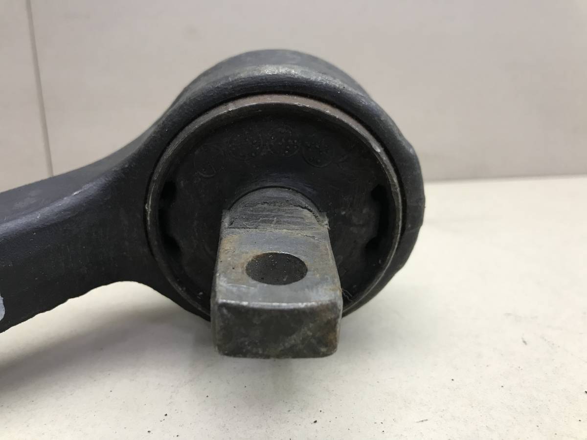 Рычаг передний правый Mitsubishi Diamante 2 (F3, F4) 1994-2005г