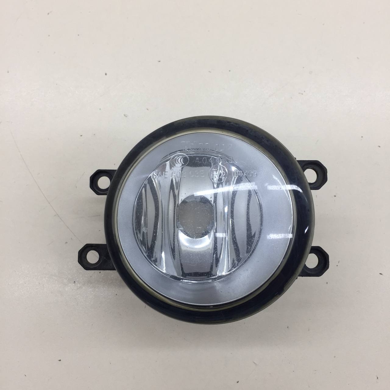 Фара противотуманная правая Toyota Auris (E150) 2006-2012