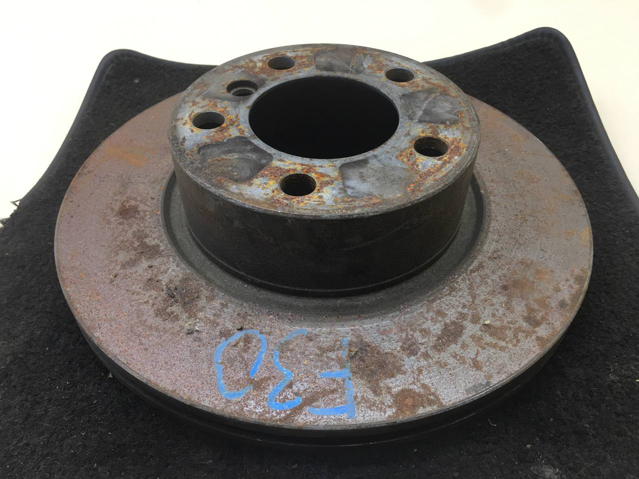 Диск тормозной передний BMW 3-series F30/F31 2011>