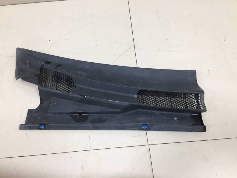 Решетка стеклооч. (планка под лобовое стекло, жабо) FAW Vita 2008>