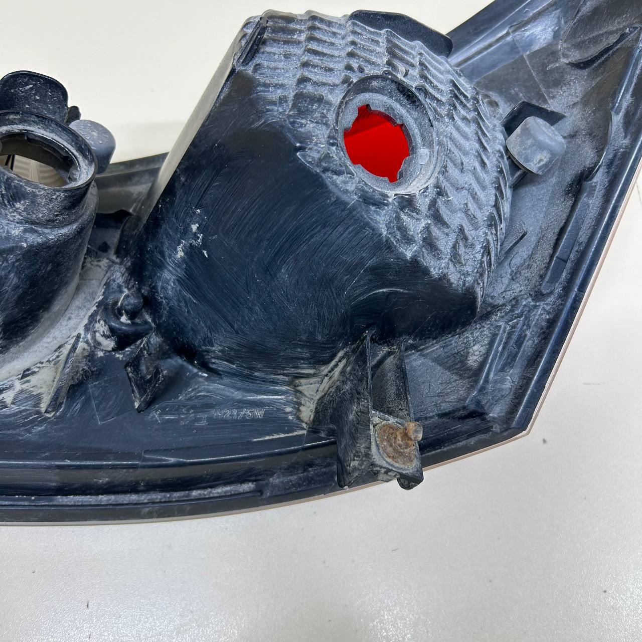 Фонарь задний левый Toyota BB (QNC20) 2005-2016