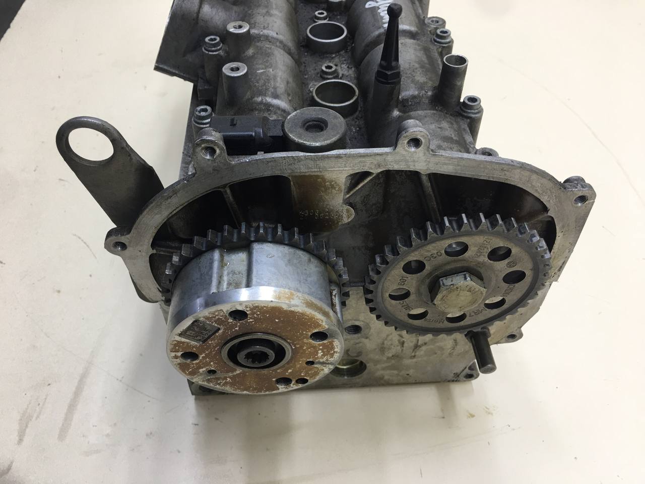 Головка блока цилиндров Volkswagen Tiguan (5N1) 2007-2011