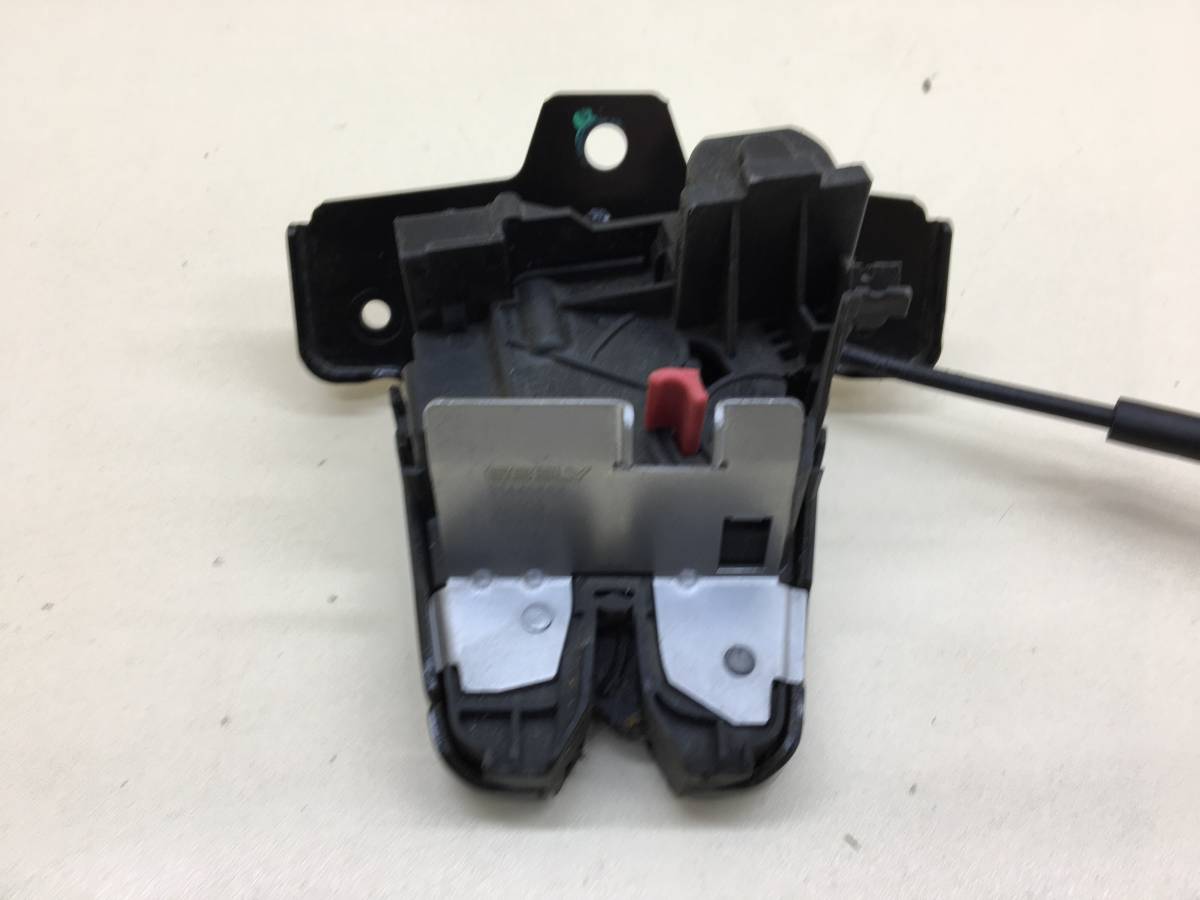 Замок багажника Geely Atlas Pro (NL-3) 2019-2025