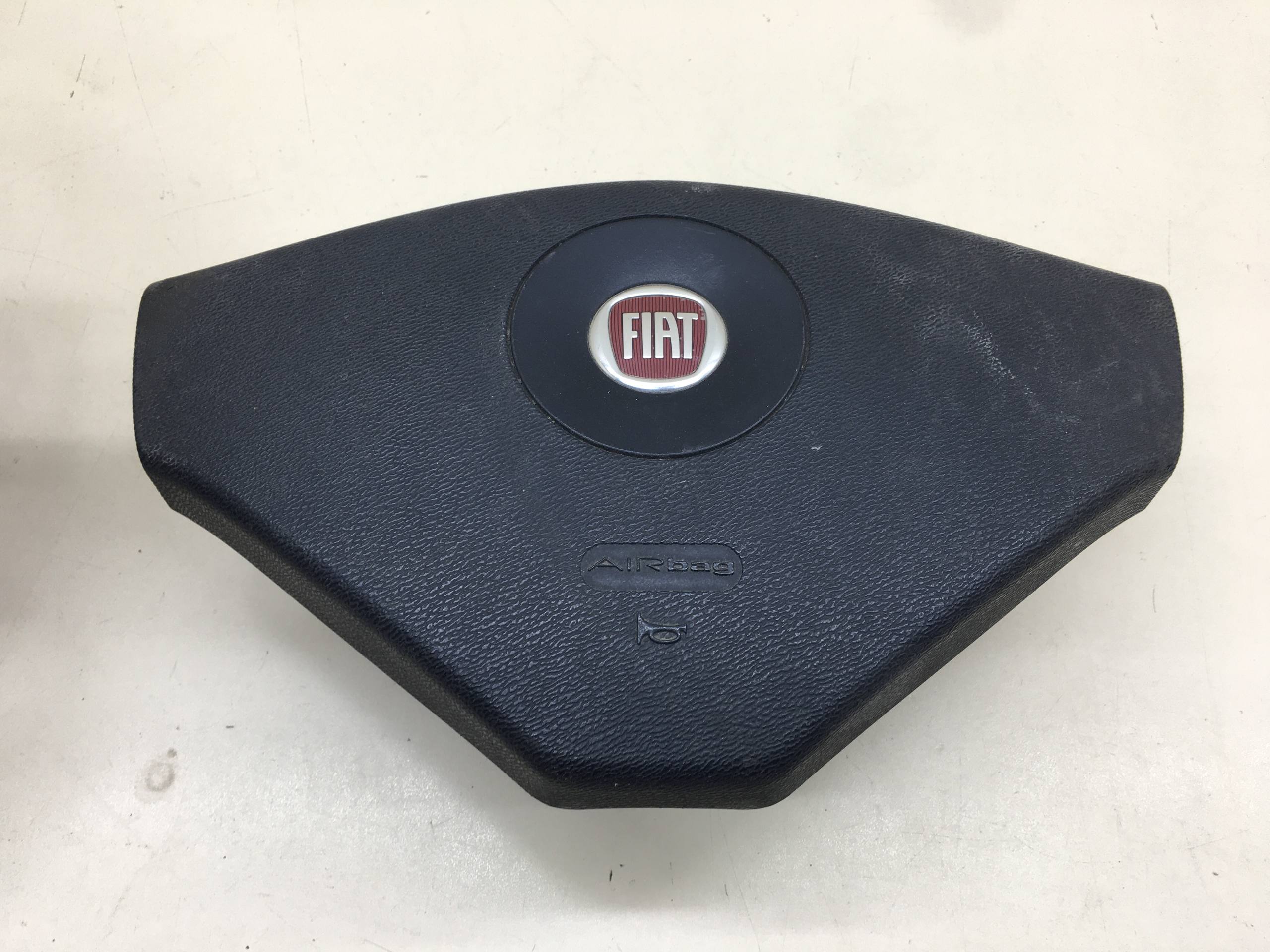 Подушка безопасности в рулевое колесо Fiat Albea 2002-2012