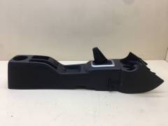 Консоль центральная Suzuki Liana 2001-2007