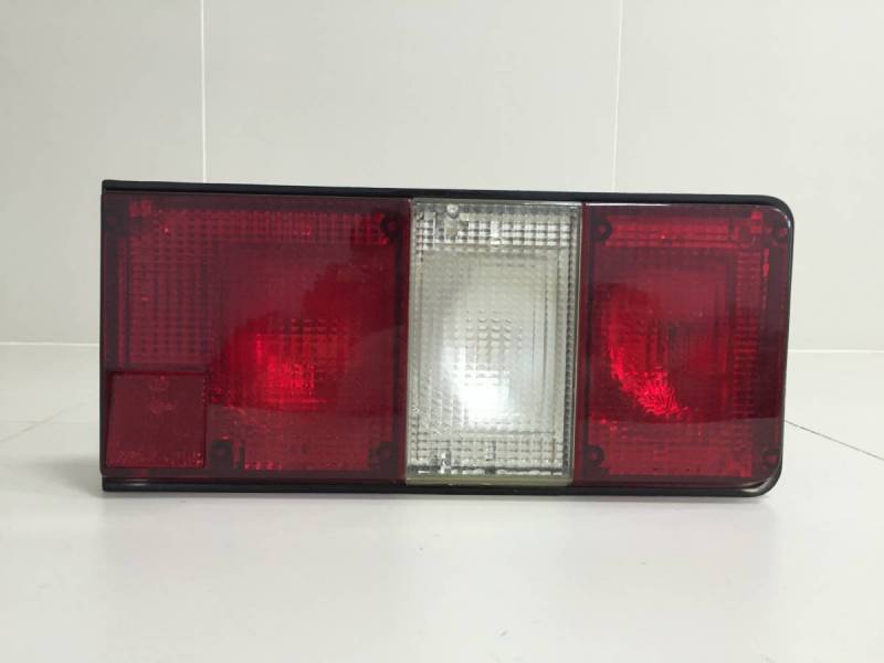 Фонарь задний внутренний левый ГАЗ 3102 1981-2008г