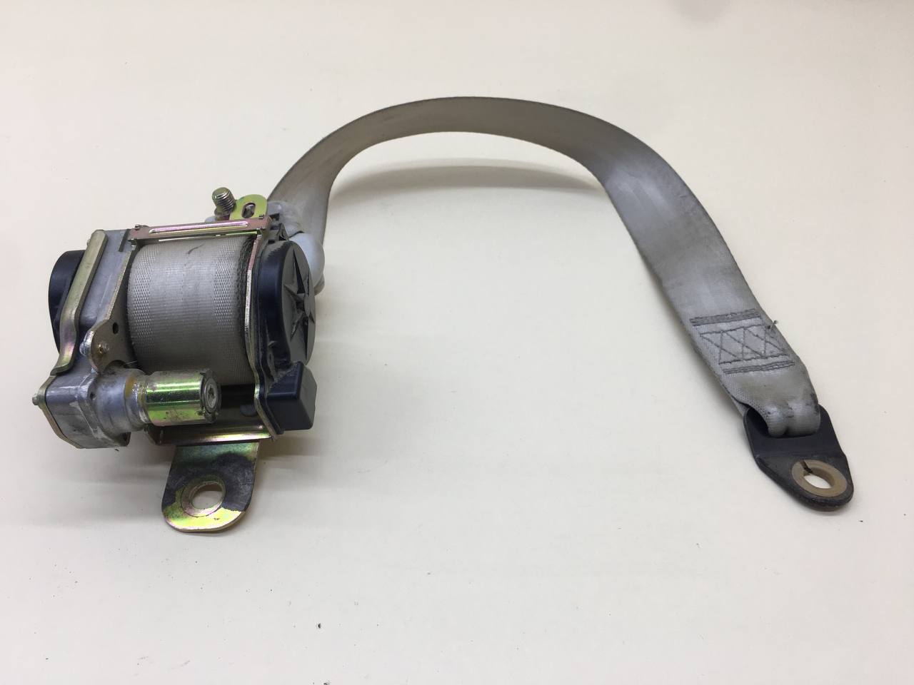 Ремень безопасности с пиропатроном Geely MK Cross 2011>