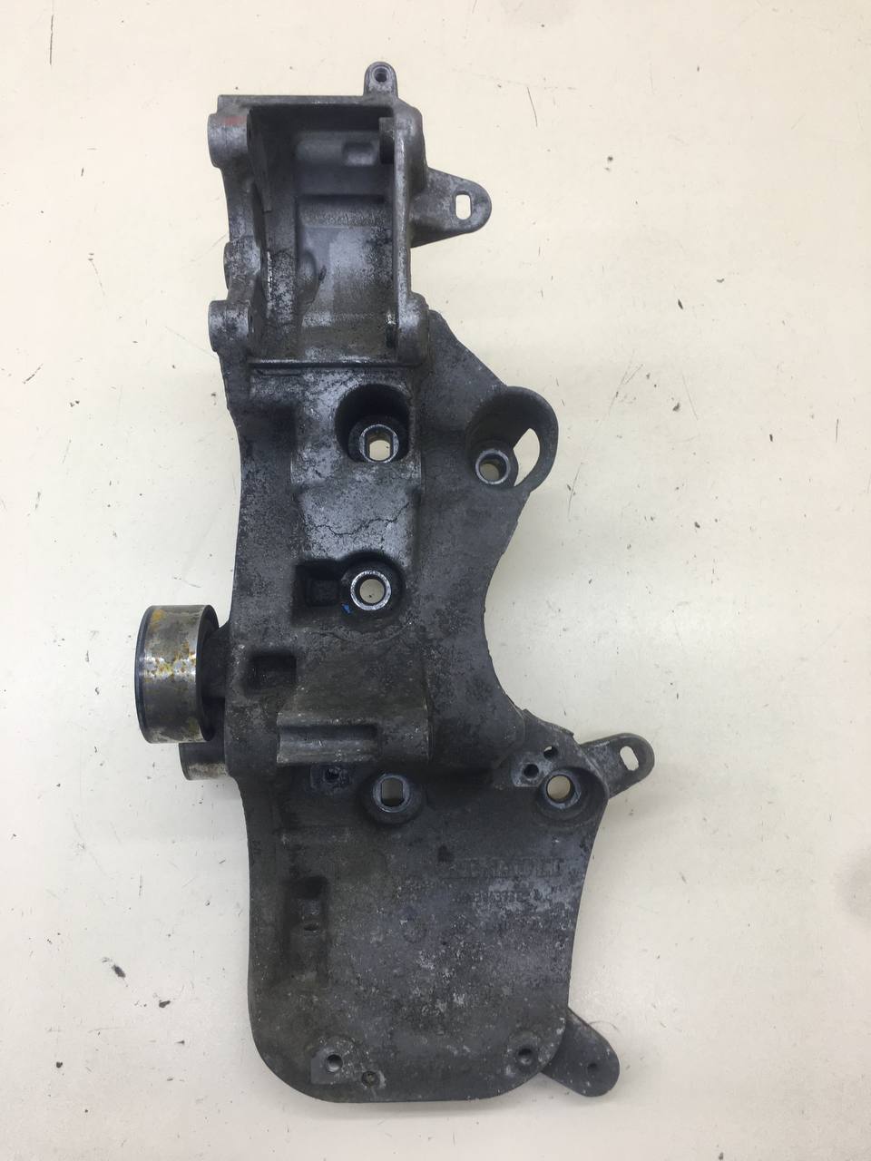 Кронштейн генератора Nissan Almera 3 (G11, G15) 2012>