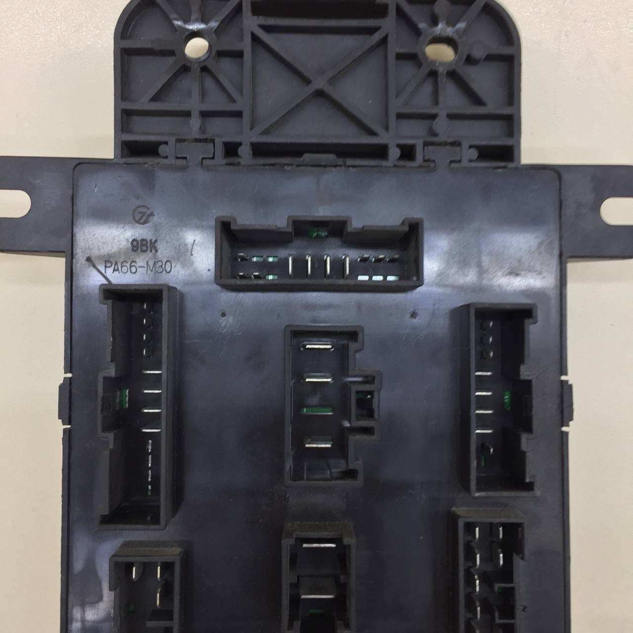 Блок предохранителей Chery Tiggo T11 2005-2016