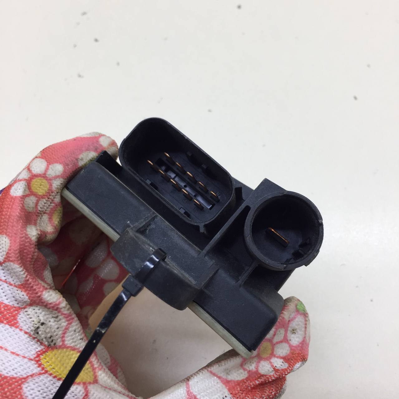 Реле свечей накала Mercedes-Benz C-Class (W205) 2014>