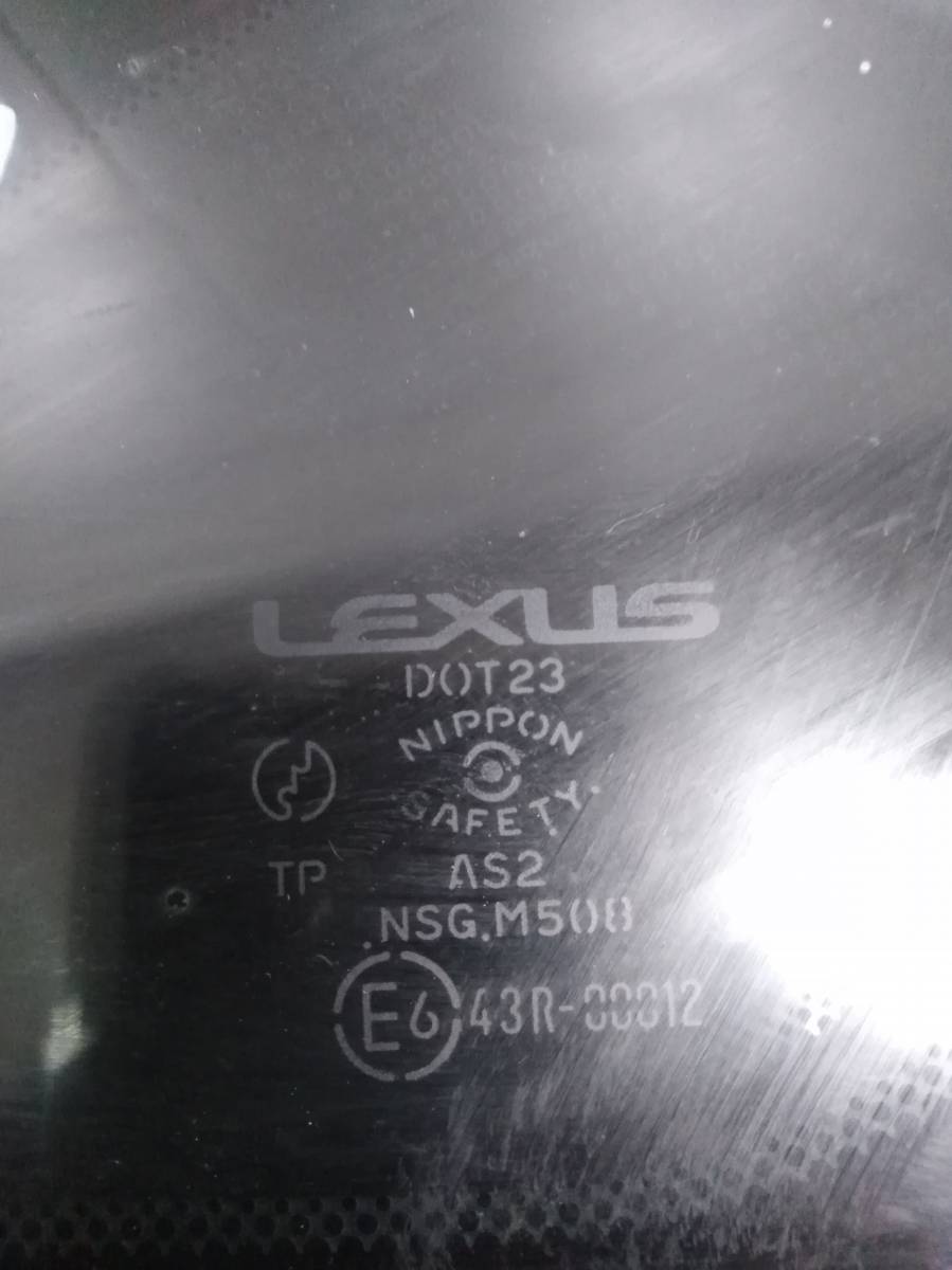 Стекло кузовное глухое левое Lexus RX 300 (XU10) 1997-2003