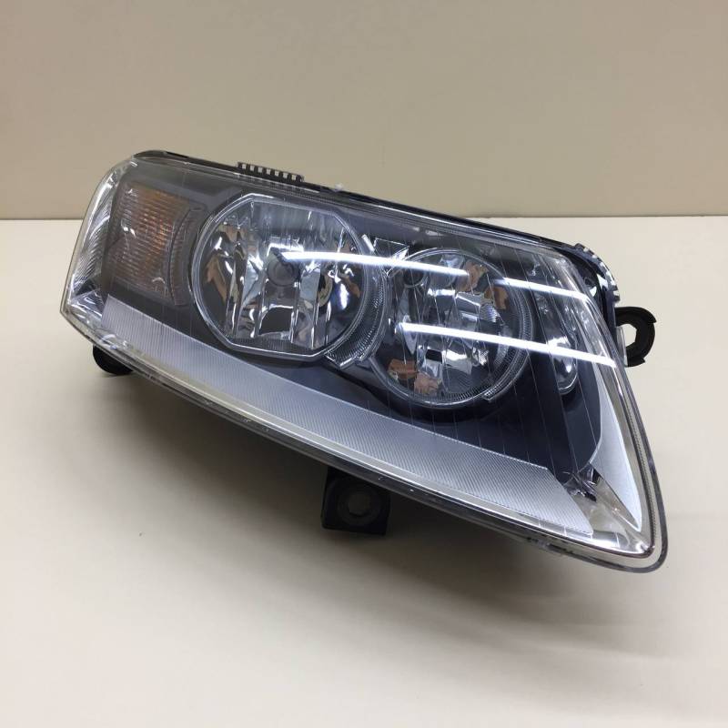 Фара правая Audi A6 (C6) 2005-2011