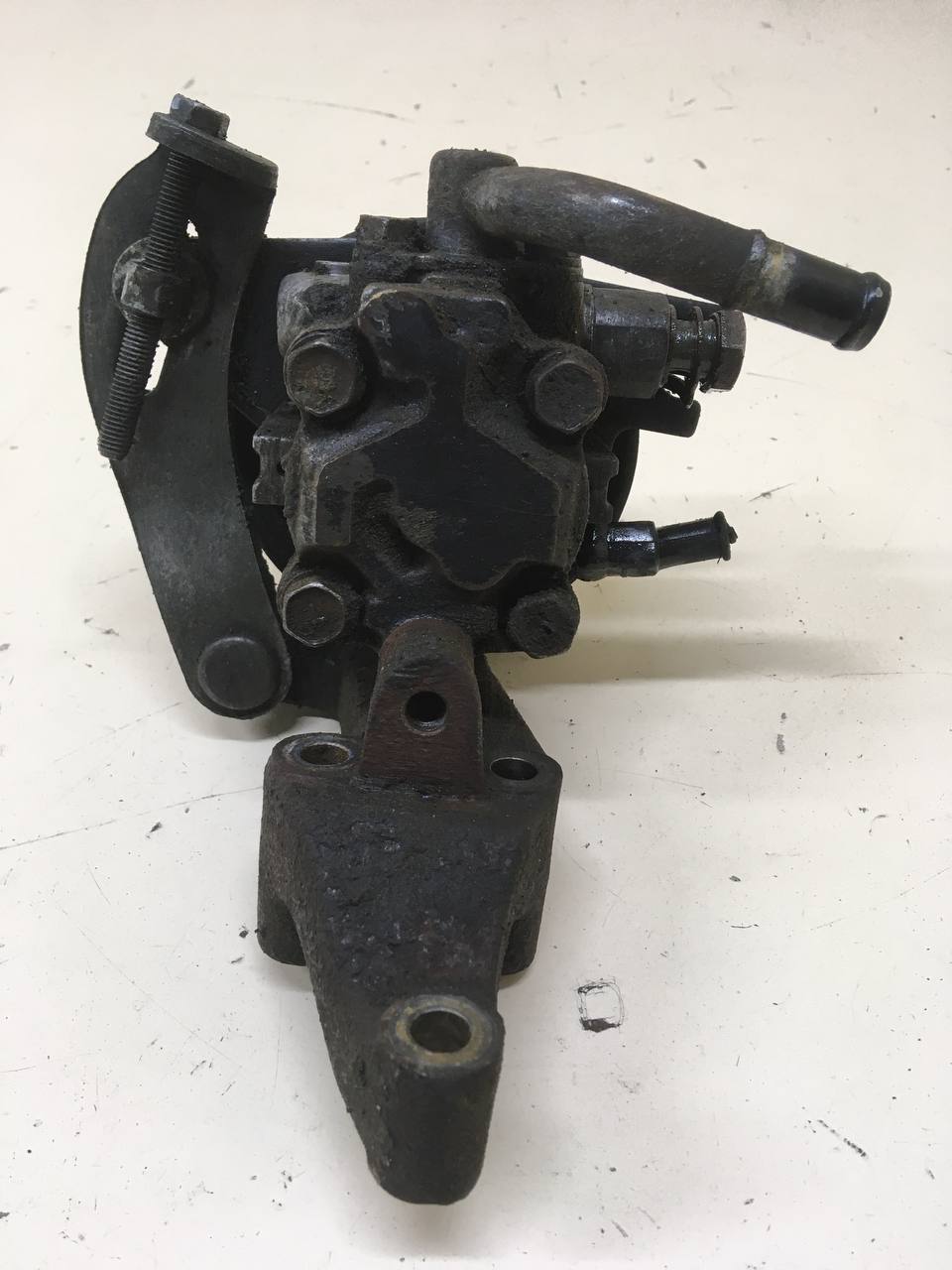 Насос гидроусилителя (электрогидроусилитель, ЭГУР) Kia Spectra (SD) 2004-2011