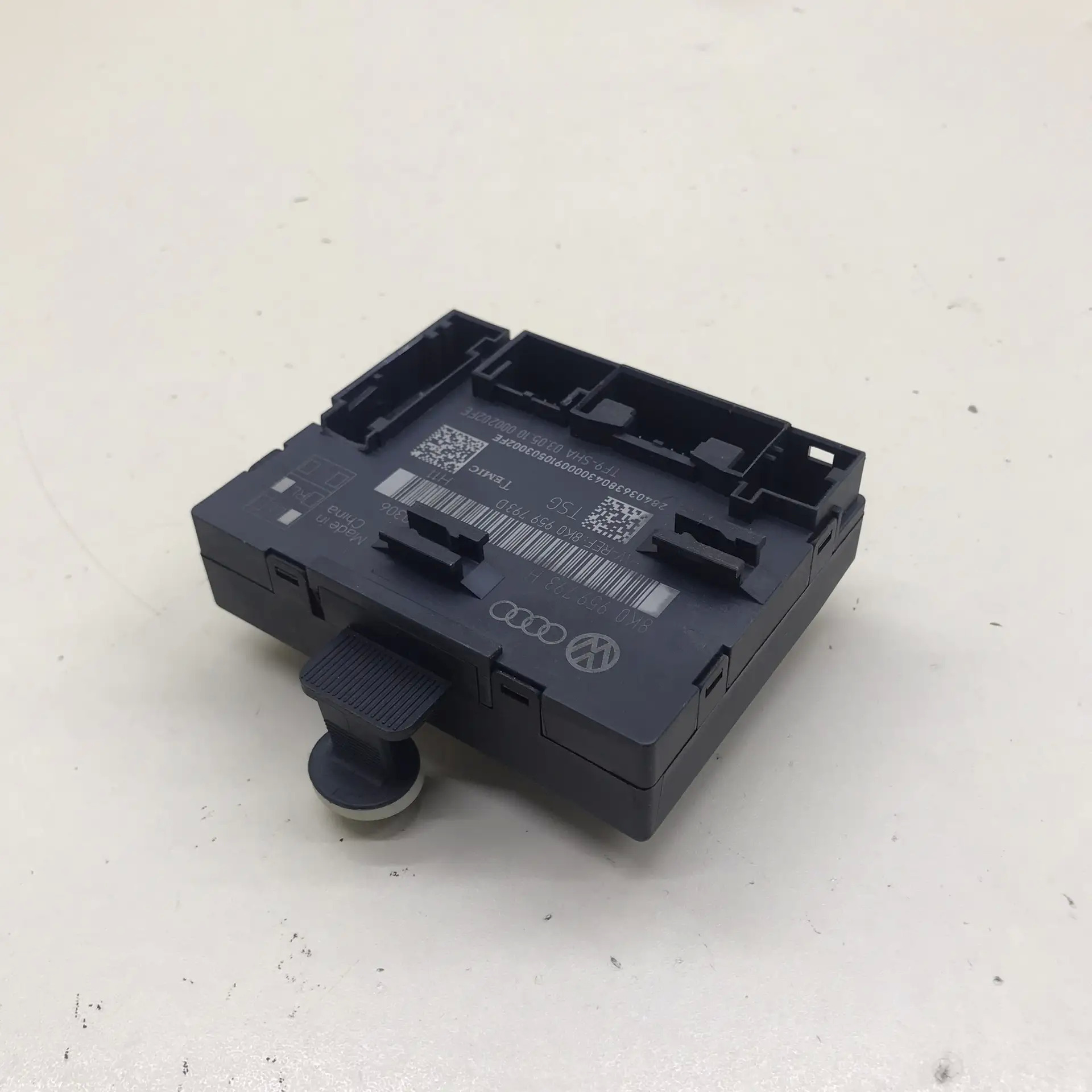 Блок комфорта Audi Q5 (8R) 2008-2017