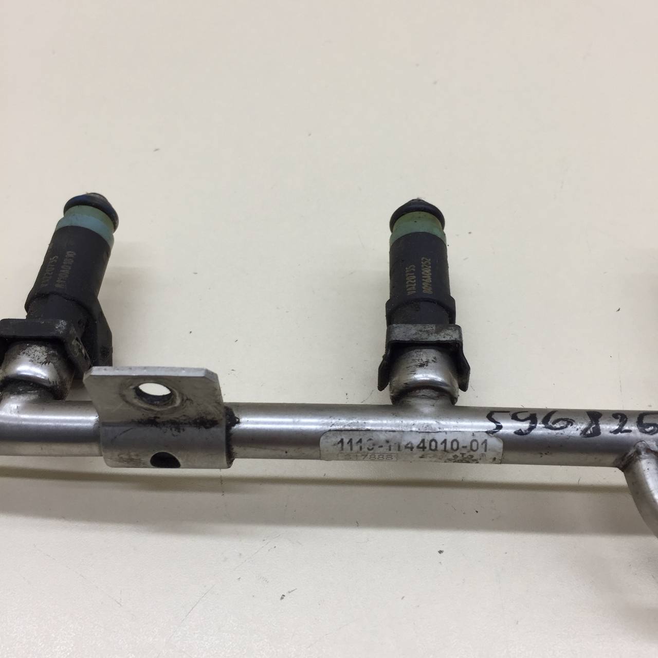 Рейка топливная (рампа) Lada Priora 2007-2018