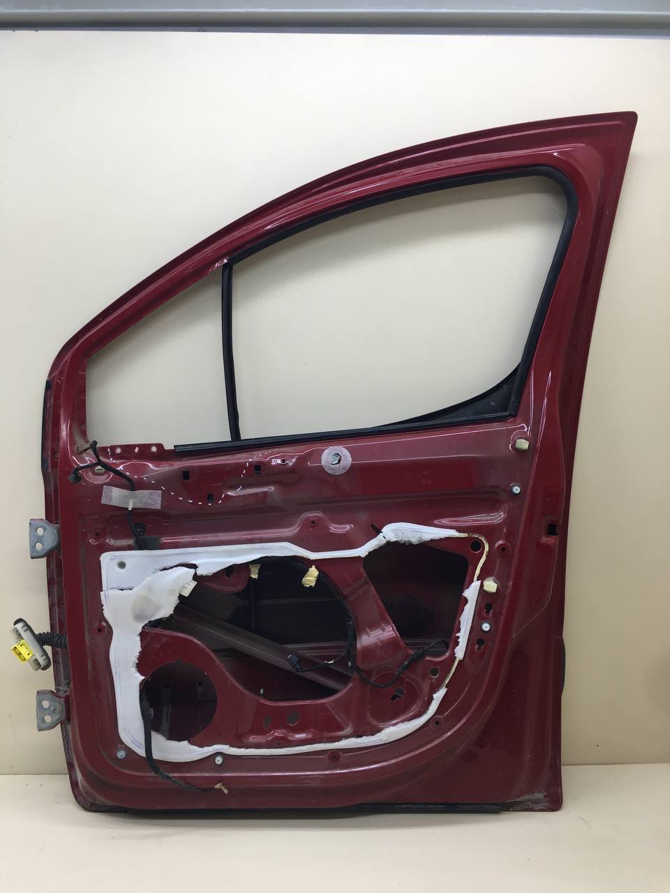 Дверь передняя правая Peugeot Partner Tepee (B9) 2008-2018