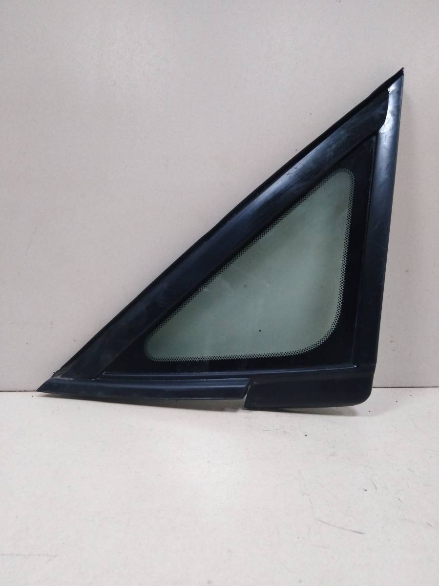 Стекло кузовное глухое левое Lexus RX 300 (XU10) 1997-2003