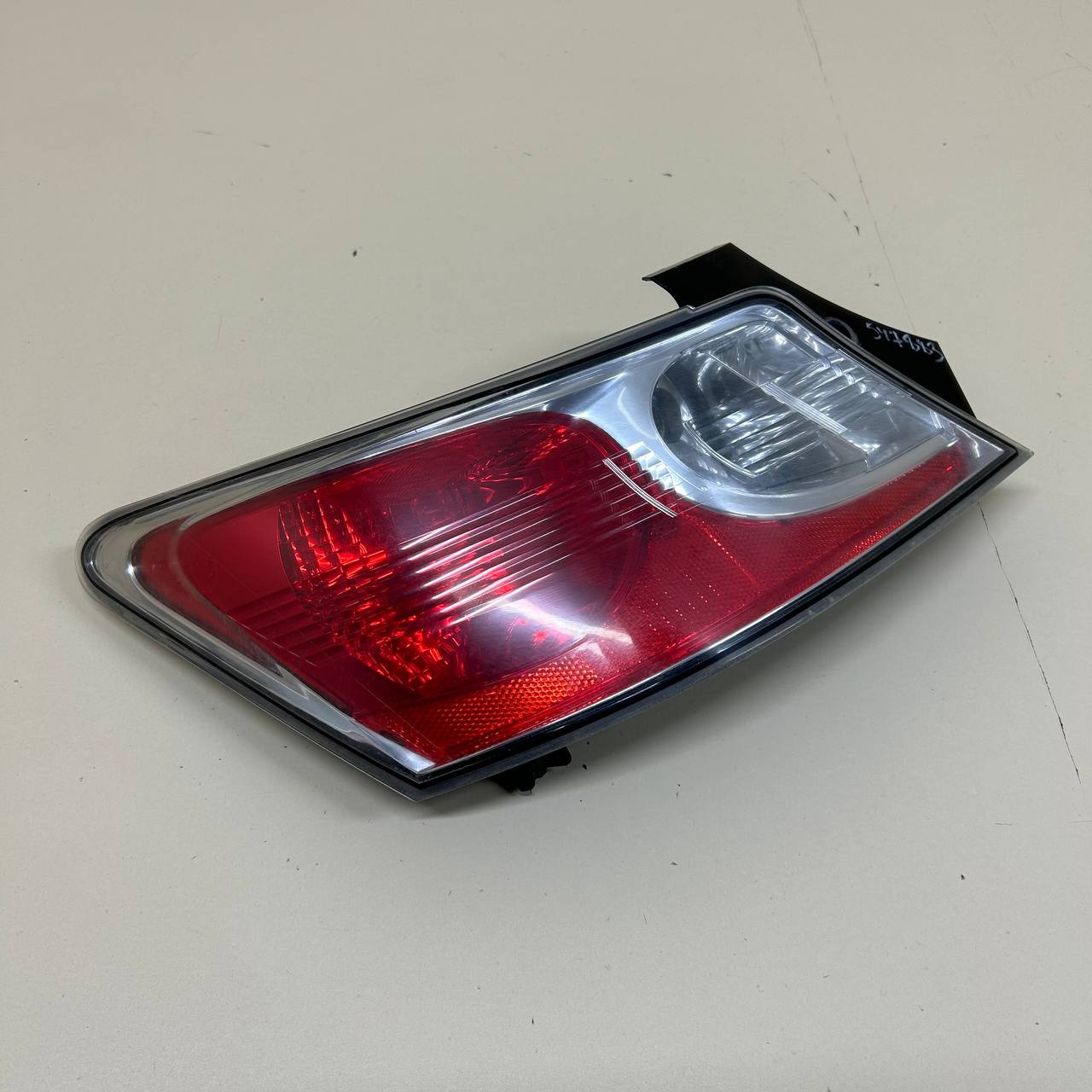 Фонарь задний левый Toyota BB (QNC20) 2005-2016