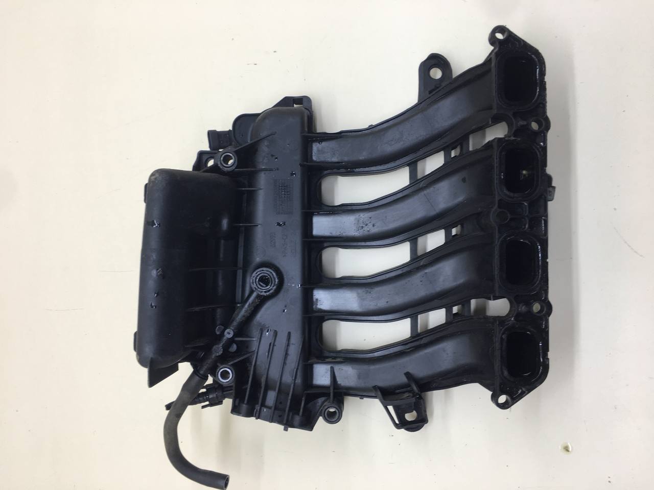 Коллектор впускной Renault Megane (2) 2002-2009