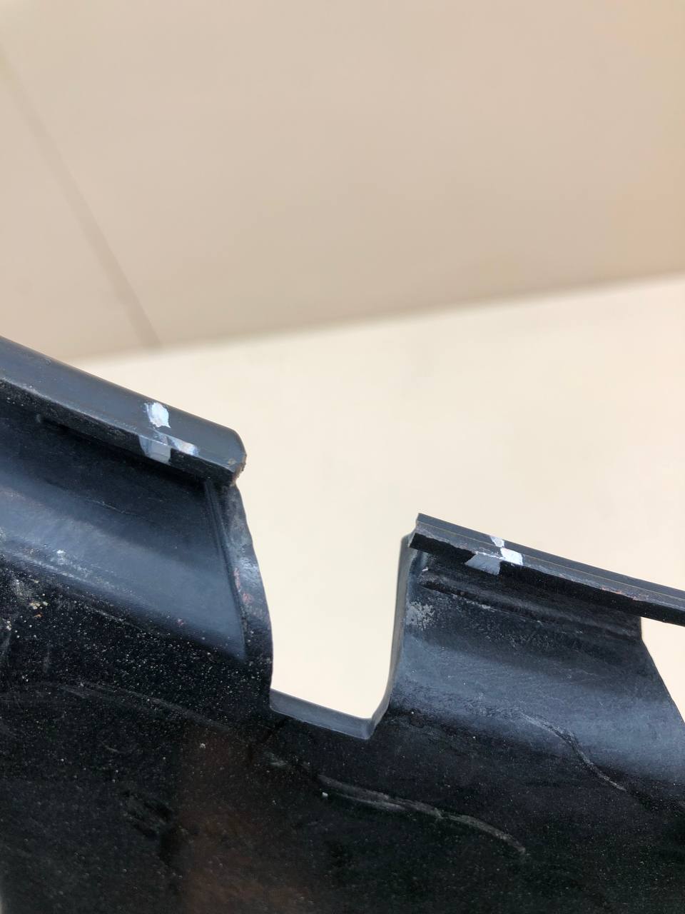 Направляющая заднего бампера правая BMW X5 E70 2007-2013