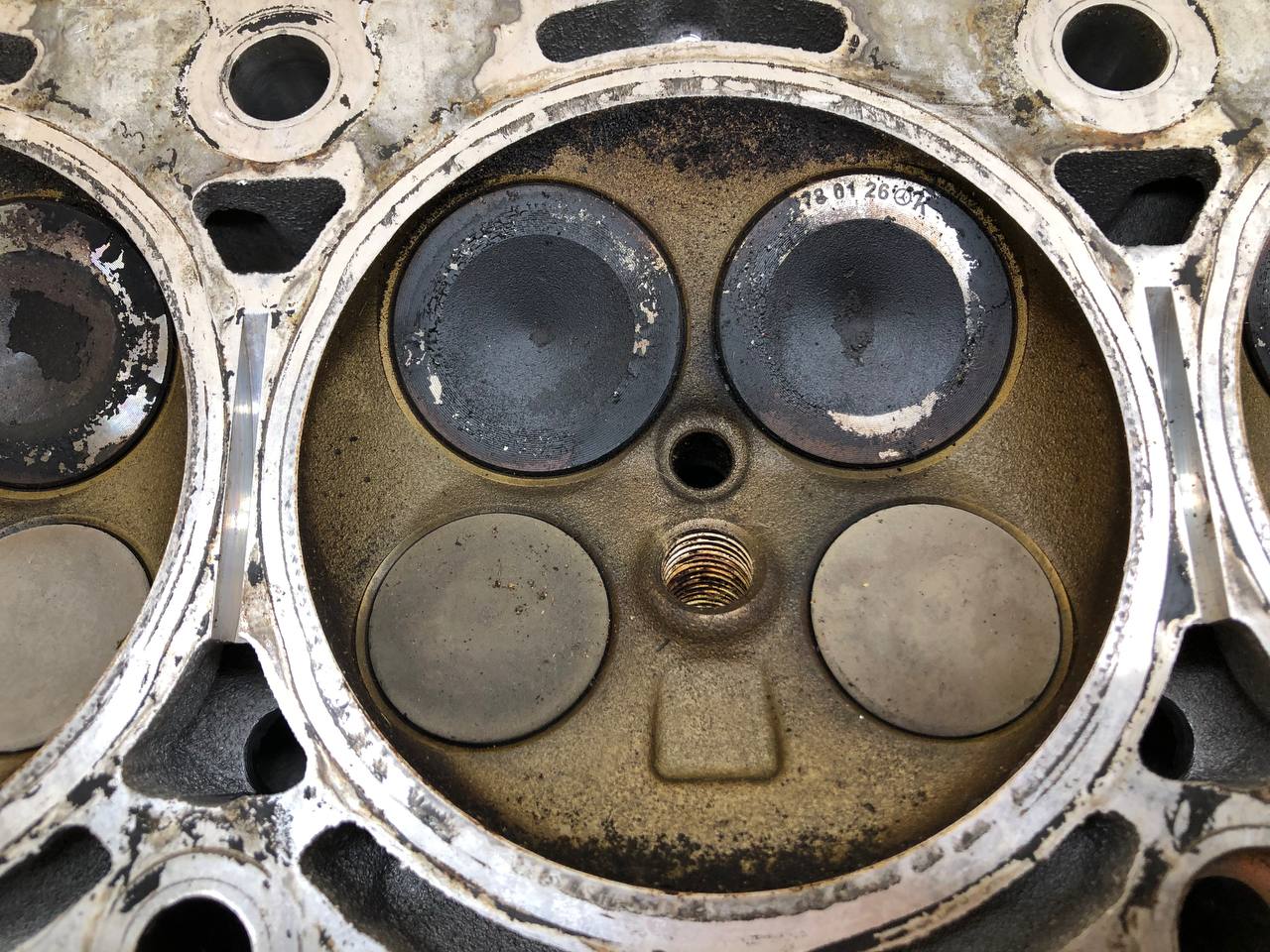 Головка блока цилиндров Mercedes-Benz S-Class (W222) 2013>