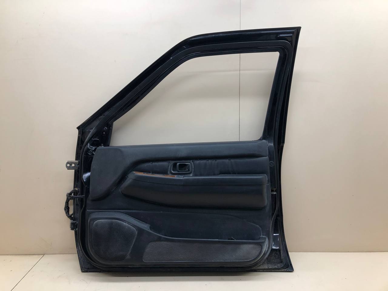 Дверь передняя правая Infiniti QX4 (JR50) 1996-2003г