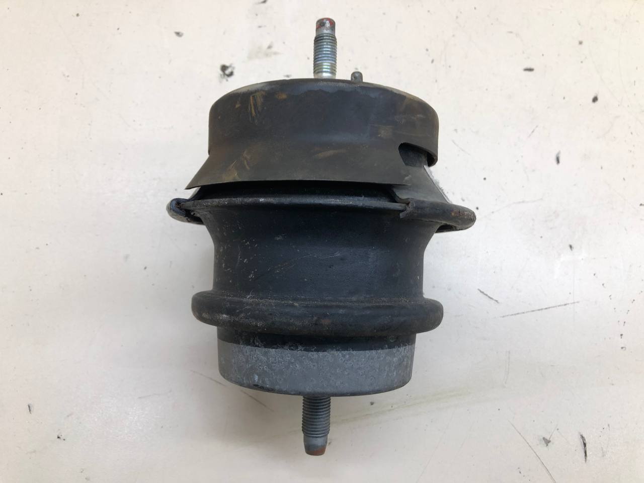 Опора двигателя Infiniti Q50 (V37) 2014-2021