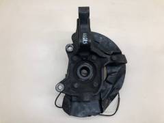 Кулак поворотный передний правый Volvo XC90 2002-2015