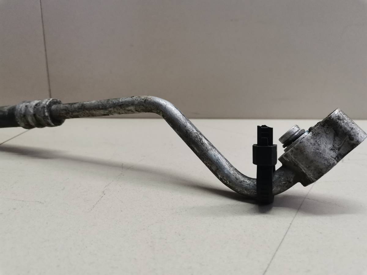Трубка кондиционера Mitsubishi Diamante 2 (F3, F4) 1994-2005г