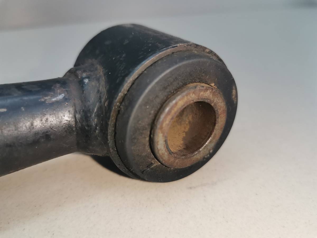 Тяга задняя поперечная правая Toyota Caldina (T190) 1992-1995