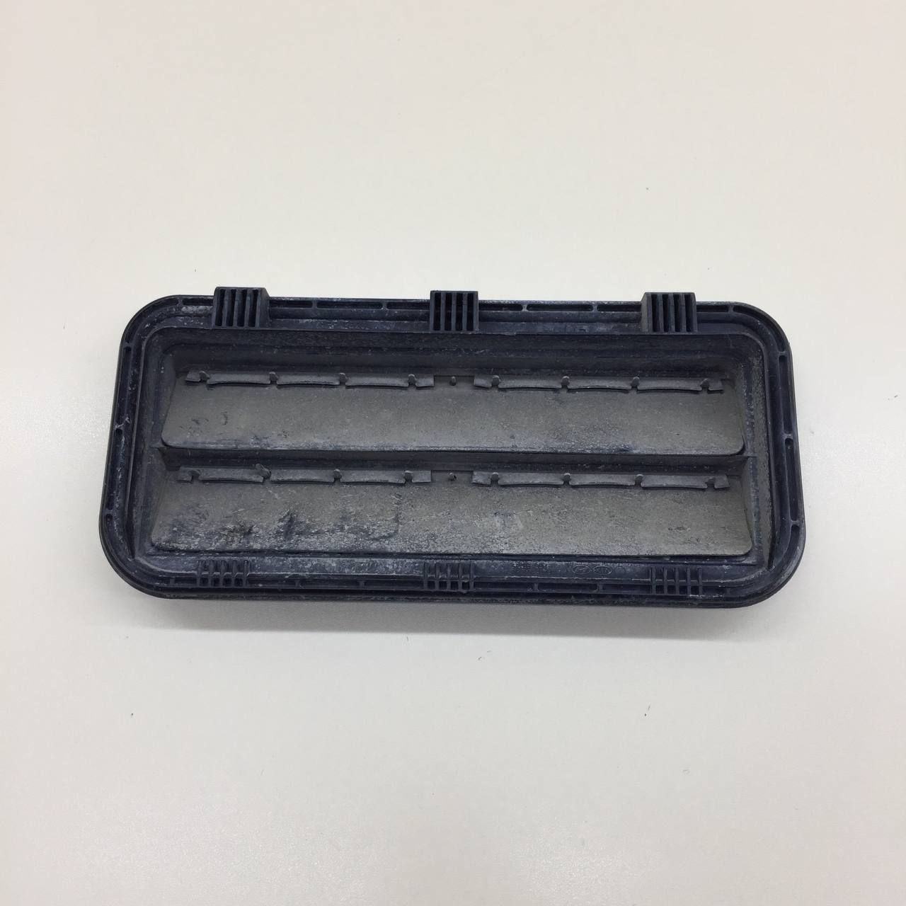 Решетка вентиляционная Hyundai Solaris (HCR) 2017-2020