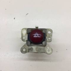 Кнопка аварийной сигнализации Mitsubishi L200 (KB) 2006-2016