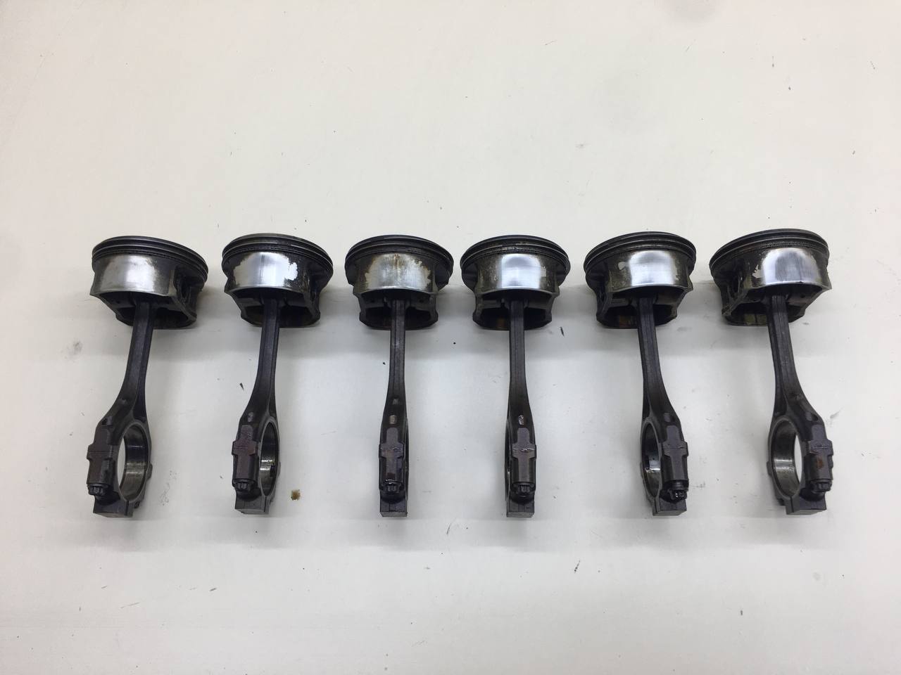 Поршень с шатуном Mitsubishi Outlander XL (CW) 2006-2012