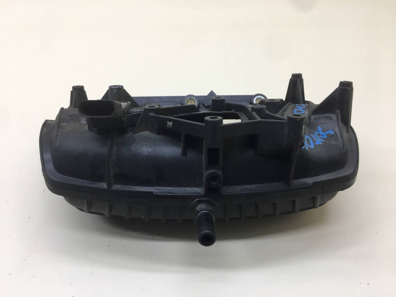 Коллектор впускной Volkswagen Scirocco 2009-2015