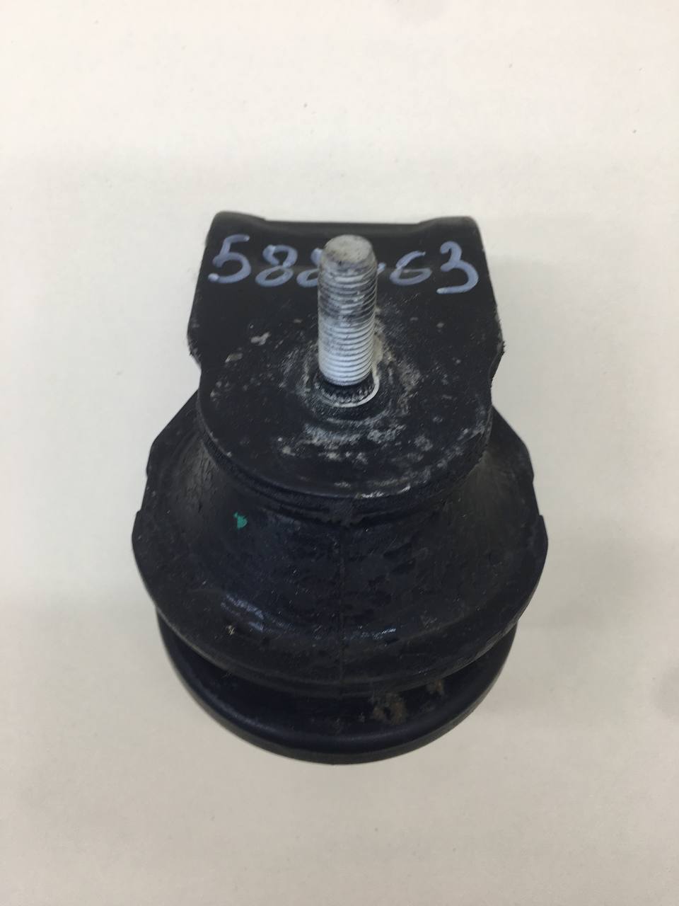 Опора двигателя Suzuki Grand Vitara 2005-2015