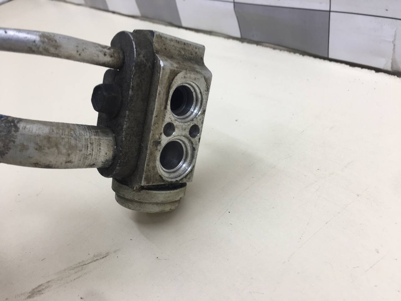 Трубка кондиционера Hyundai Elantra (HD) 2006-2010