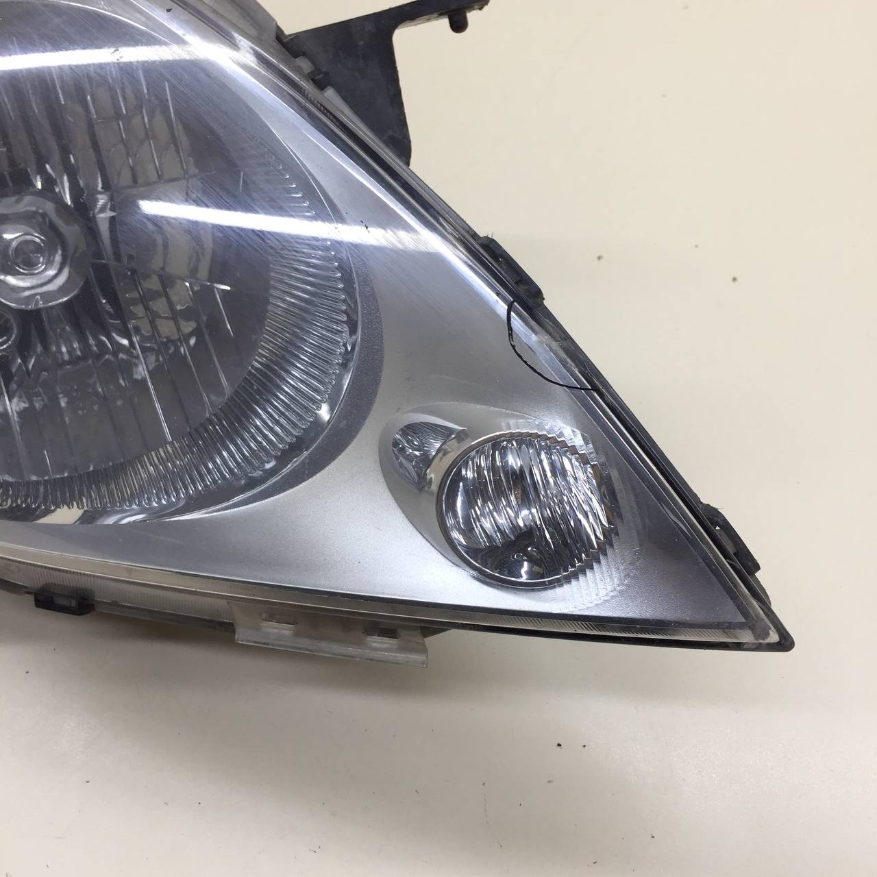 Фара правая Chevrolet Spark (M300) 2010-2015